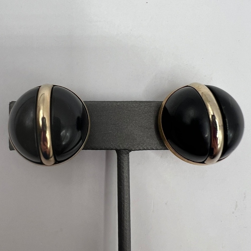 Vintage Sarah‎ Coventry Clip On Earrings Black Button Gold Tone Accents